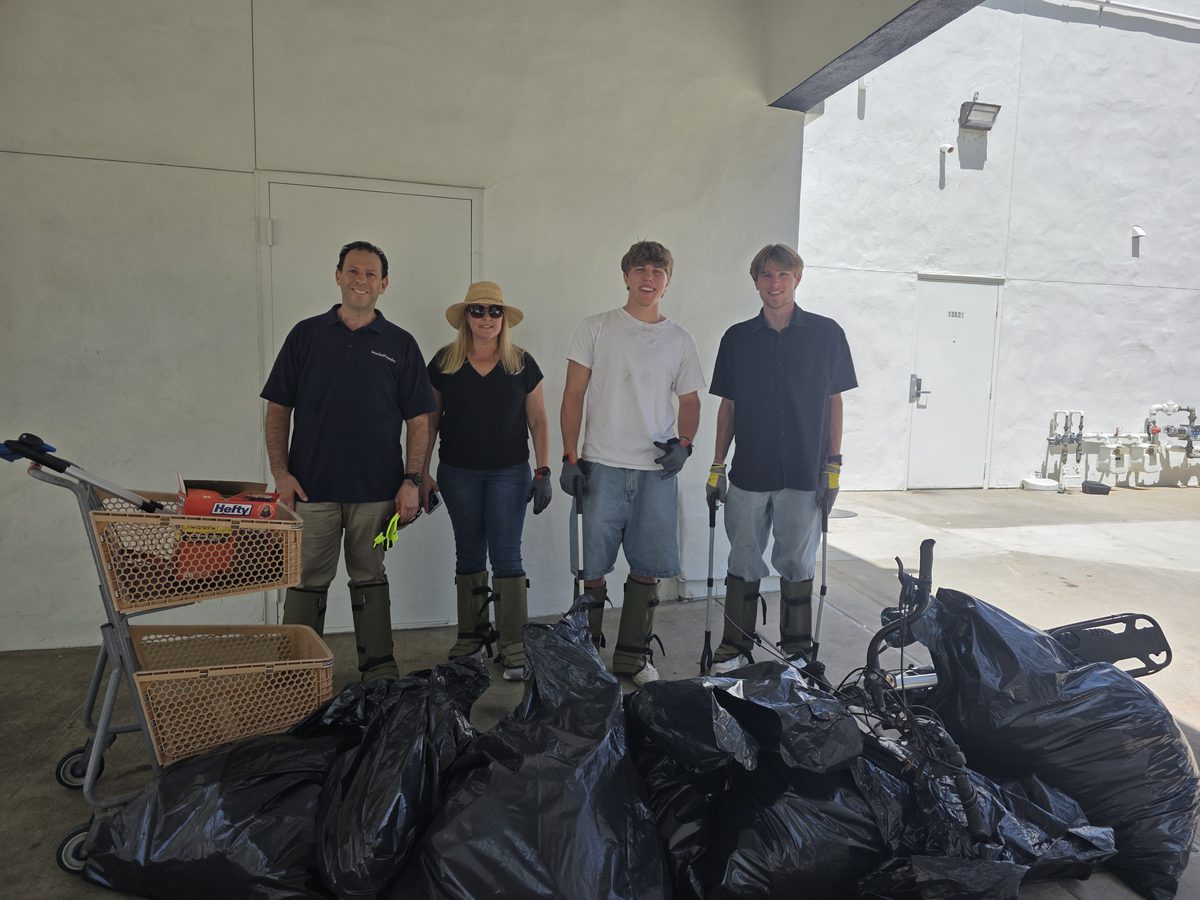 MarketFoundry crew after Poway Creek Trail cleanup